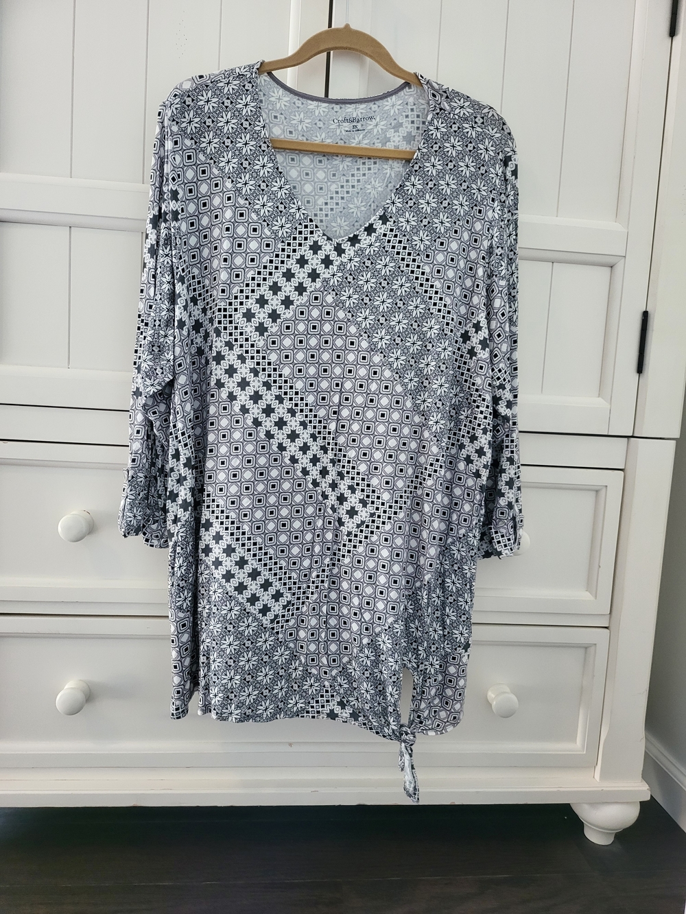 Croft & Barrow Navy and White V-Neck Swim Cover-Up